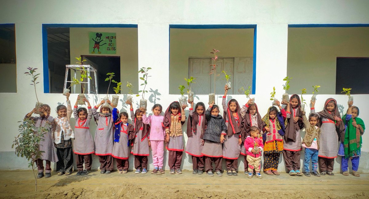 Plantation 🌷🌿🌱🍀💐
#dhartipublicschool 
#dhartipublicschoolmalkani
#sindheducationfoundation
#NEWFASdhartipublicschool
#chandarshekharazadcampus