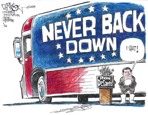 ablueview's tweet photo. Ron Never-Back-Down Desantis backs down and does *exactly* what he blasted Republicans for doing just days beforeπ§΅1/3
#DesantisIsAnAuthoritarian #DesantisIsAFascist #BigGovDesantis #RonDeFailure #ThePartyOfBigGov #EverythingIsWoke #ABlueView https://t.co/NKFE8Z73y8