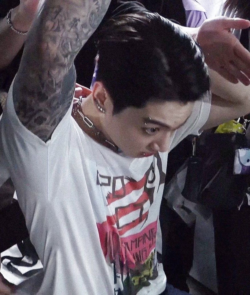 ♥︎₇ (@jjkgailery) on Twitter photo 