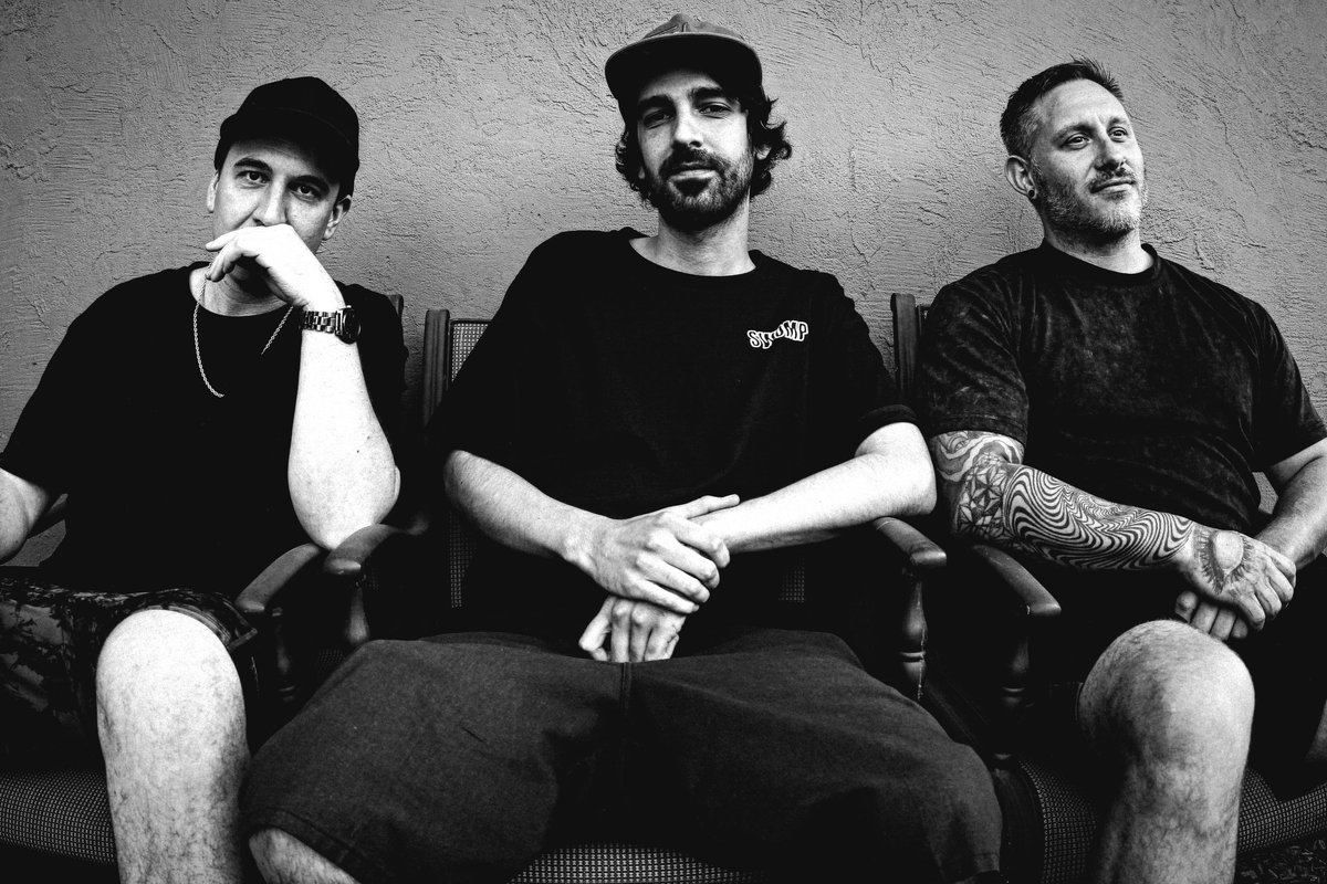 we Comin through with a massive EP this friday...

titled 'New World' is coming your way 01.26

beyond excited to showcase this one with Swomp &amp; Peek Levels