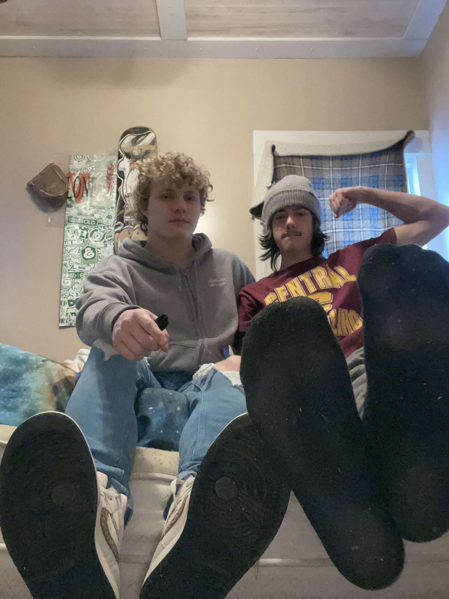 Who’s ready to serve us to godly alphas #cashmaster #findom
