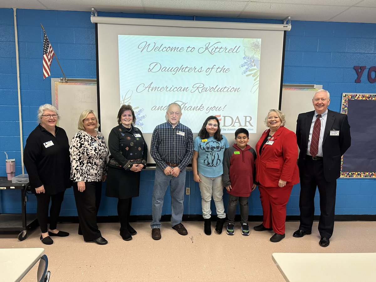 KittrellSchool's tweet photo. Thank you to the DAR (Daughters of the American Revolution) for coming today to help our students prepare for the county competition of the Amazing Shake. They also donated money to help them get attire for the competition. Thank you for your continued support! 💙🇺🇸 https://t.co/u6lFT4fTuc