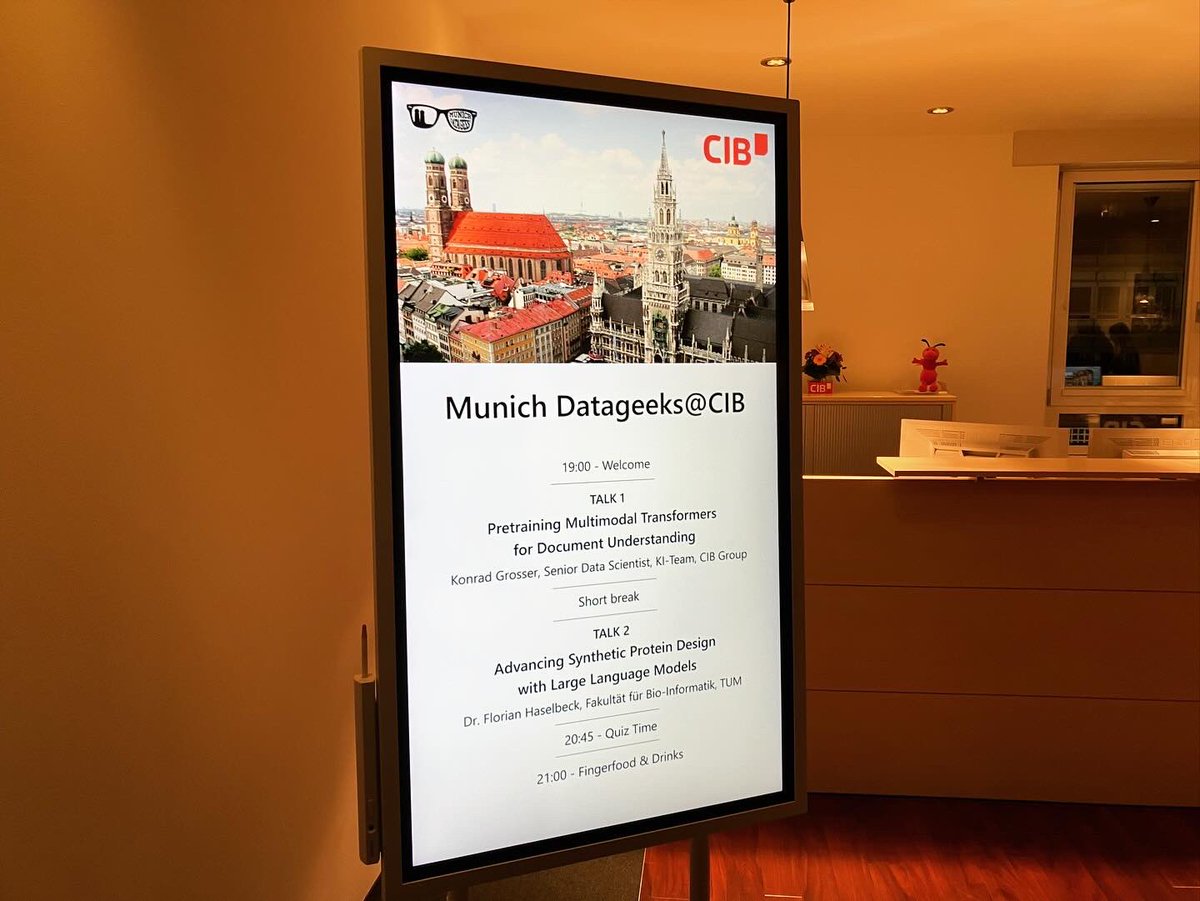 ITKnowledgeBnk's tweet image. Today we are again at Munich Datageeks Meetup. Excellent event and great organisation as always.

This is the first time we visited CIB module-e event space and we were really impressed by their setup and perfect hosting of this event.

#munich #munichdatageeks #itknowledgebank
