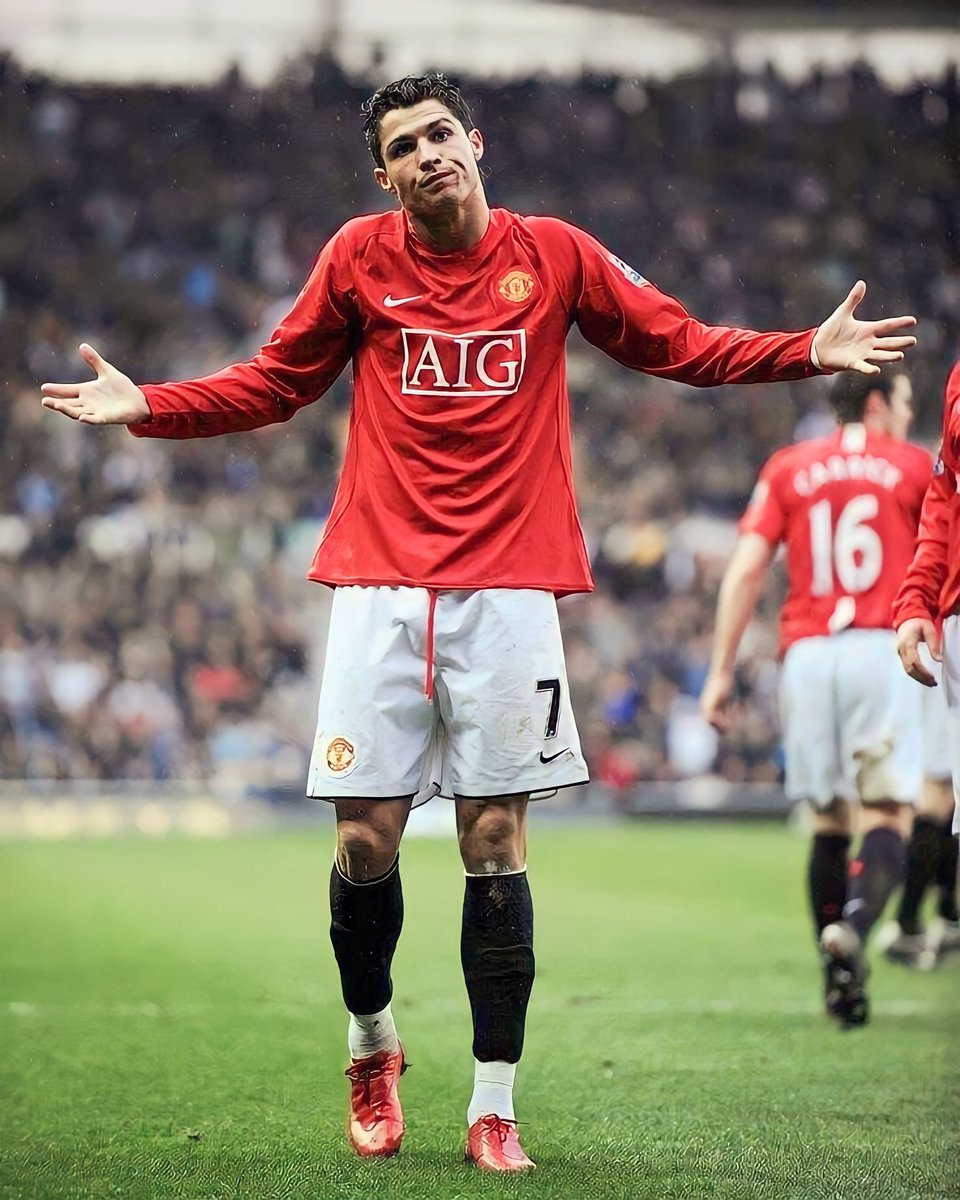 20 followers before we hit 300🎊
Retweet 🔁  drop handles Let's connect ❤️