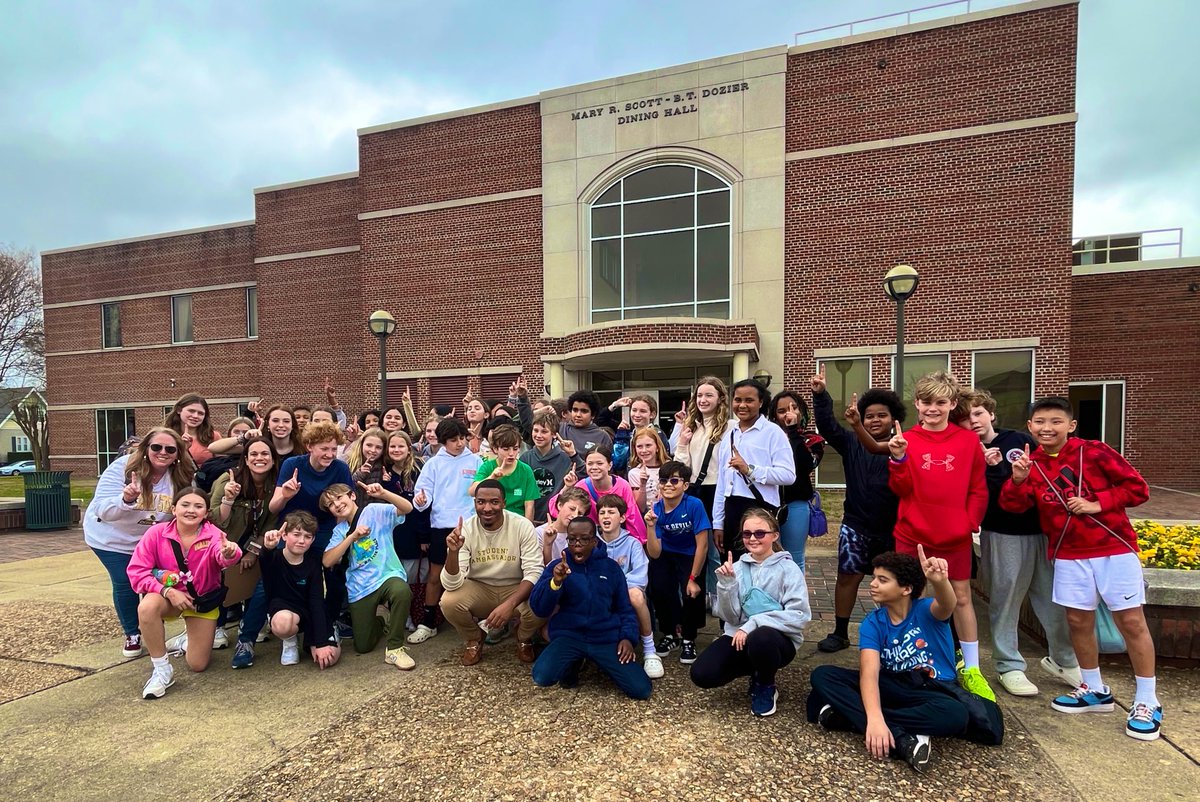 MAJOR kiddos to <a href="/Norfolkstate/">Norfolk State University</a>, especially our Student Ambassador Curtis, for an exceptional tour! This was an experience that our <a href="/greatneckms/">Great Neck Middle School</a> 6th graders will never forget. BEHOLD THE GREEN AND GOLD!!! 🔰🔰🔰