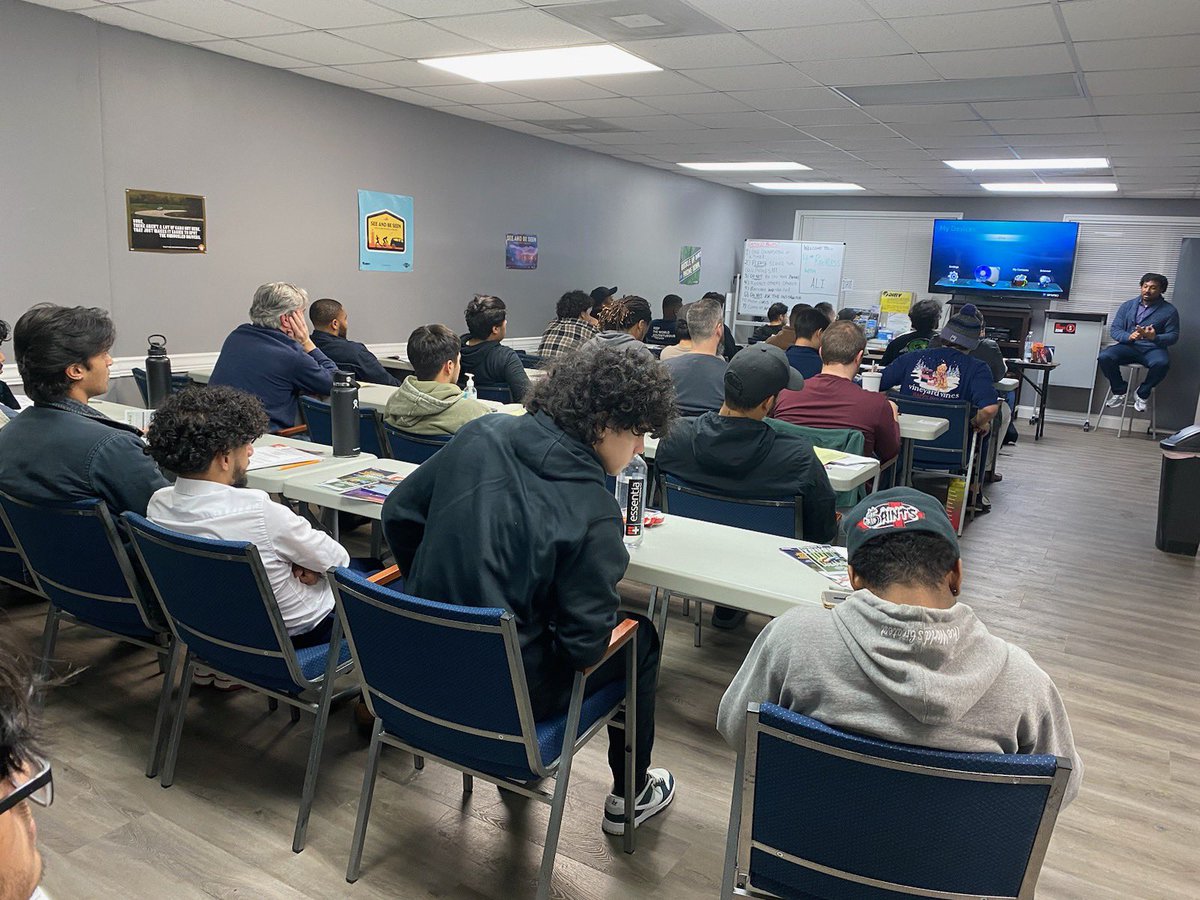AADriving's tweet photo. Today’s 4 Hour Reckless class was a full house! Sign up now! 
https://t.co/LGdcFMhg6z https://t.co/yQ7rSgE6qw