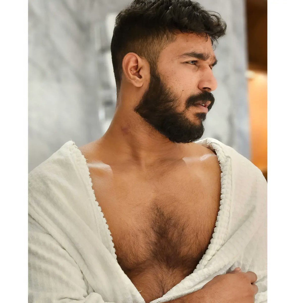Snju98's tweet photo. ITC Royal Bengal...
.
.
.
#viral #itcroyalbangal #model #clicks https://t.co/nXj0rCtPVg