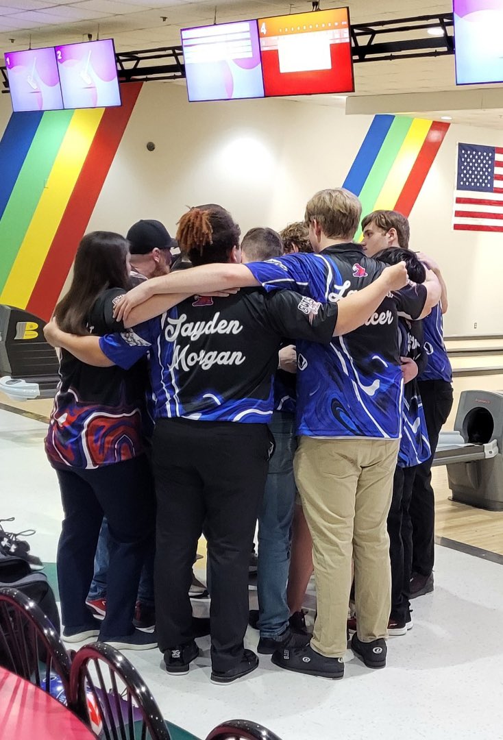 Creek Wood Bowling tweet media