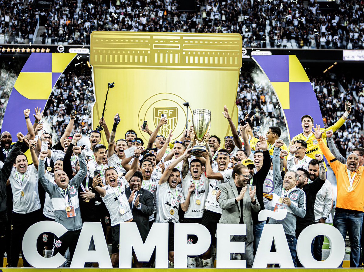 Danilo Fernandes tweet media