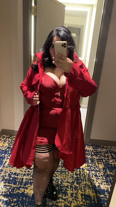 Lady in red ❤️❤️❤️ https://t.co/LUBh0kG8Aa<a href="/tag/mvsales"class="tags"><span>#mvsales</span></a>