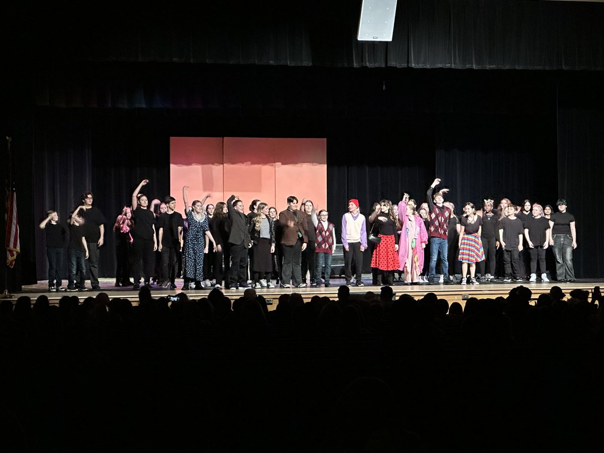 Great opening night at Northley for James and the Giant Peach! Looking forward to hosting 5th graders on Friday for a special performance 
#penndelcoproud