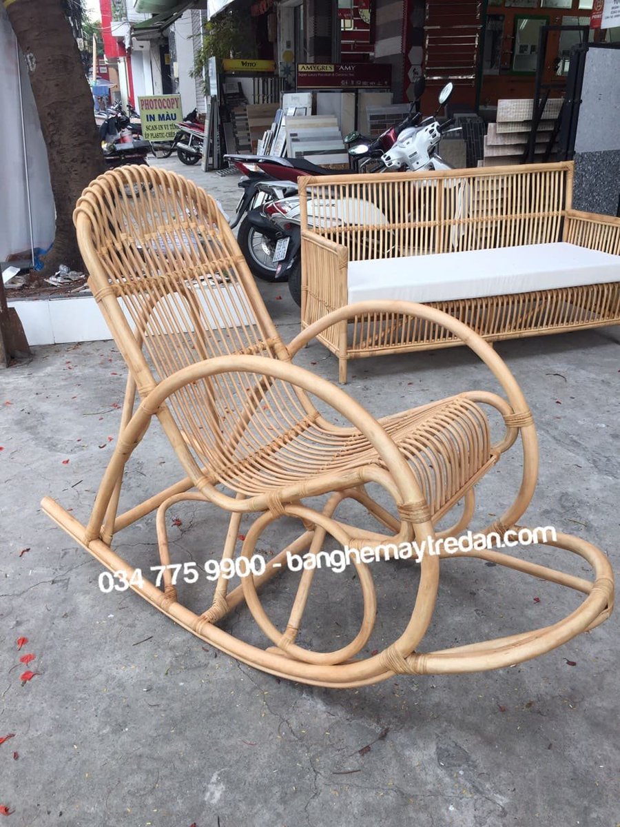 banghemaytredan's tweet image. GHẾ MÂY BẬP BÊNH - MÓN QUÀ BÁO HIẾU CHO SONG THÂN PHỤ MẪU

LH: 0347759900 - Miss Thu (Zalo/ Viber)
banghemaytredan.com/san-pham/ghe-t…
Địa chỉ: 253 Bạch Đằng, phường 15, Bình Thạnh

#cosan #ghemaytre #relaxchair #rattanchair #phongcachtropical #bohemian #ghebapbenh #ghethugian