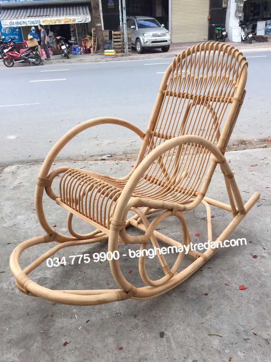 banghemaytredan's tweet image. GHẾ MÂY BẬP BÊNH - MÓN QUÀ BÁO HIẾU CHO SONG THÂN PHỤ MẪU

LH: 0347759900 - Miss Thu (Zalo/ Viber)
banghemaytredan.com/san-pham/ghe-t…
Địa chỉ: 253 Bạch Đằng, phường 15, Bình Thạnh

#cosan #ghemaytre #relaxchair #rattanchair #phongcachtropical #bohemian #ghebapbenh #ghethugian