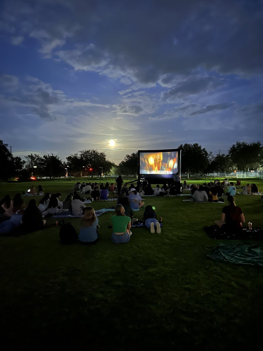 DeLand High Renaissance tweet media