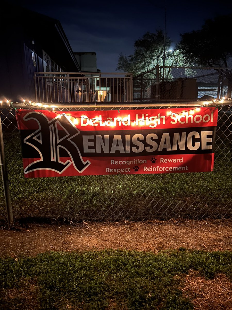 DeLand High Renaissance tweet media