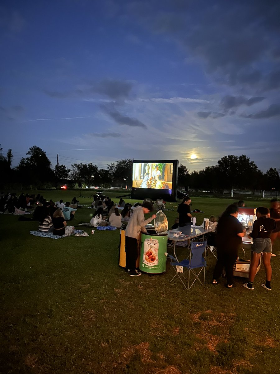 DeLand High Renaissance tweet media