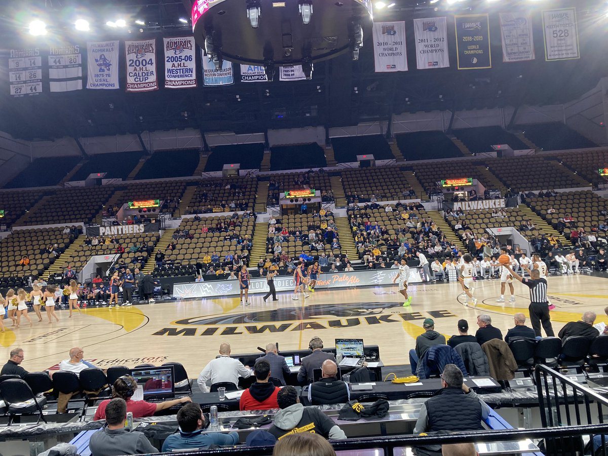 thebeerbaron420's tweet image. Boots on the ground #stackgooddays
@BartWinklerShow