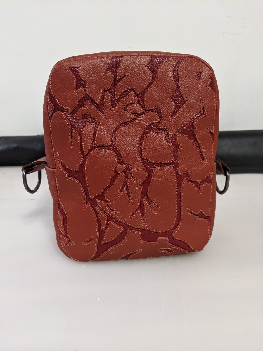 theo @ cosplay commissions tweet media