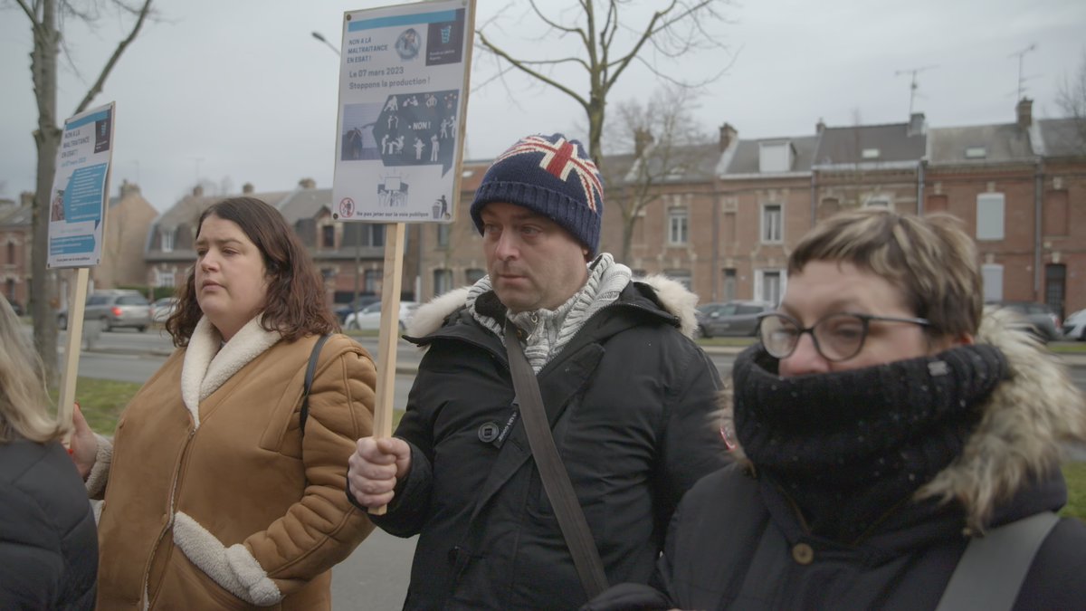 #CashInvestigation Fin 2023, la loi Plein Emploi a été adoptée. Les travailleurs handicapés en ESAT peuvent enfin se syndiquer ou faire grève. Jusque là, ils n’en avaient pas le droit. travail-emploi.gouv.fr/IMG/pdf/des-me…