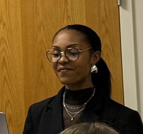 Congratulations to @BighamZahna who successfully defended her PhD thesis at <a href="/tuftsctsi/">tuftsctsi</a> today!! 🎉💕💐