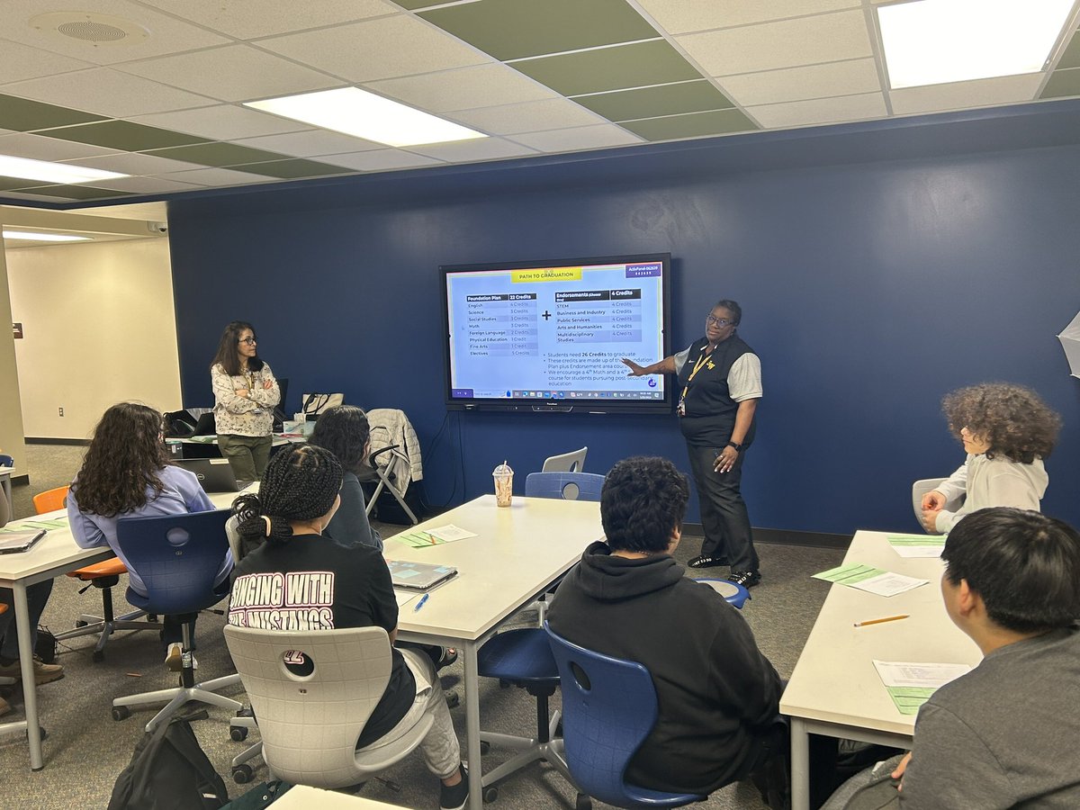jervayne's tweet photo. Thank you Team @SpringWoodsHigh for preparing our future 9th grade students with high school course selection and understanding graduation pathways! @SBMSBearPride https://t.co/oOFzbpZpyR