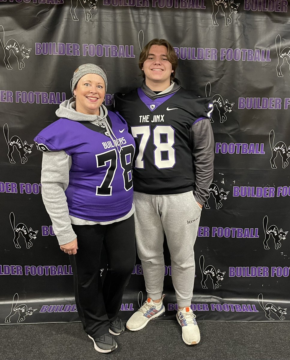 After a conversation with my family I’ve decided to commit to Southwestern College to continue my academic and athletic career. I’m excited and thankful for the opportunity. Thanks to all my coaches, family, and friends for getting me to this point!
<a href="/CoachFilbeck/">Jason Filbeck</a> <a href="/BuilderFootball/">SC Builder Football</a>