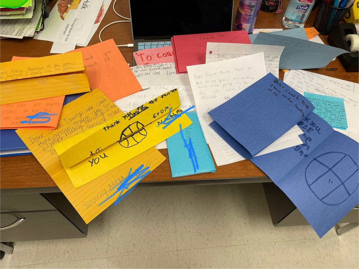 RidgeviewPE (@ridgeviewpe) on Twitter photo It was a great day to get these notes! I am just as thankful for all of them❤️<a href="/RidgeviewKISD/">Ridgeview Elementary</a> It was a great day to get these notes! I am just as thankful for all of them❤️<a href="/RidgeviewKISD/">Ridgeview Elementary</a>