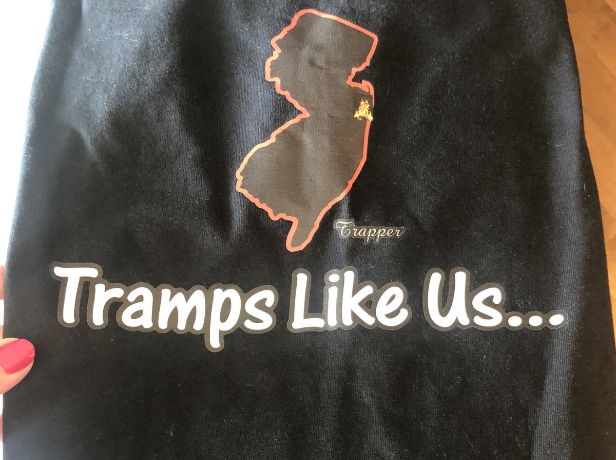 SmileyYYC's tweet photo. Three years ago today, Trapper in Dana Point passed away. #JungleLegend
@jimrome @bentonweb #Trapper #TrampsLikeUs #OG #JimRomeShow
Playing some @springsteen in his honour tonight ♥️🕯️
“Death leaves a heartache no one can heal, love leaves a memory no one can steal” https://t.co/53GwAQnZyT