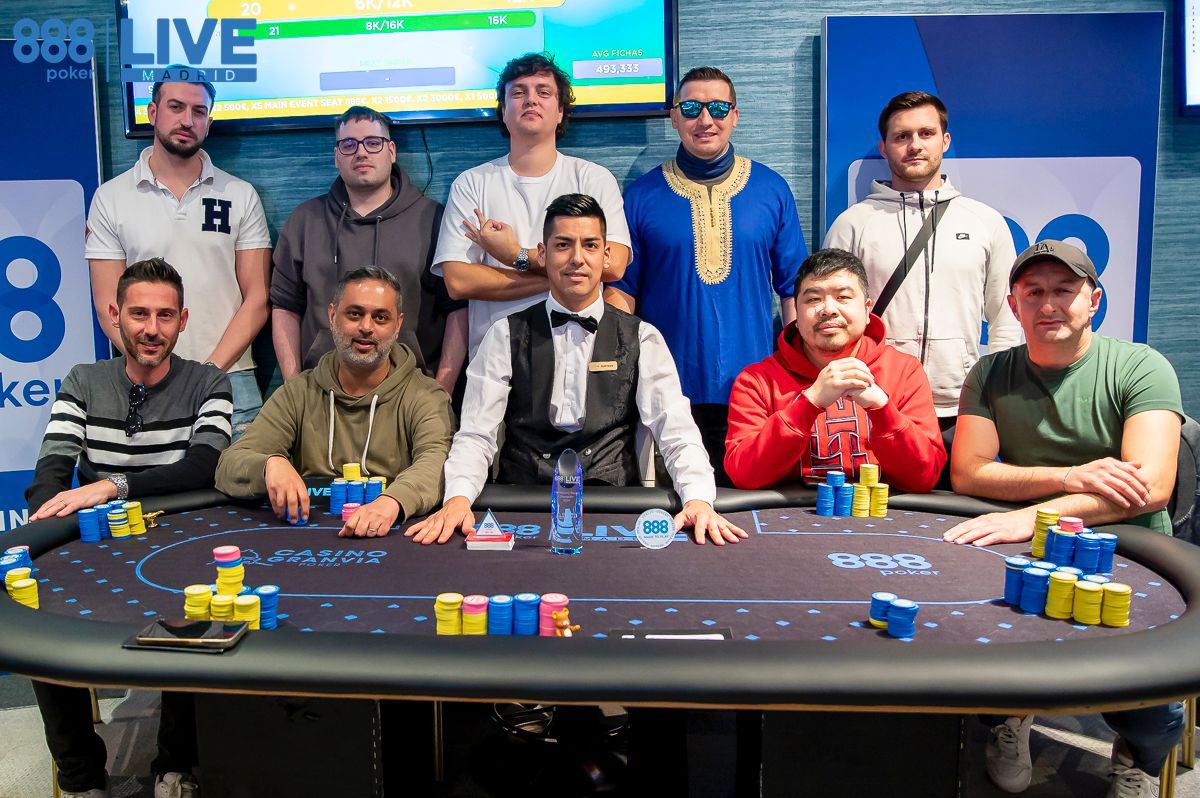 CasinoGVPoker's tweet photo. Mesa final del #MysteryBounty del #888LIVEMadridFestival 

¡Estos son sus protagonistas!

@CasinoGranVia @888poker
@888pokerSpain https://t.co/53kp4ofS26