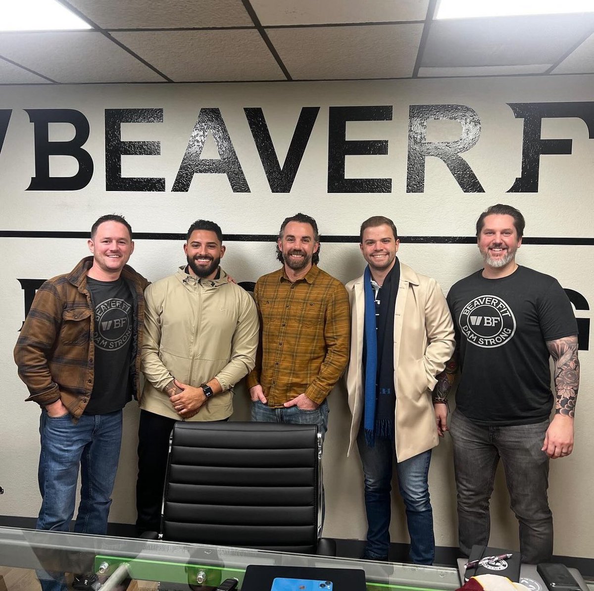 BeaverFitUSA's tweet image. We had a #DamStrong time hosting @versagymusa at our Reno HQ to learn how we can continue to support the growing mobile training business they've created with the BeaverFit Beyond Trailer. 

👀 We hope you enjoyed the behind-the-scenes warehouse tour!