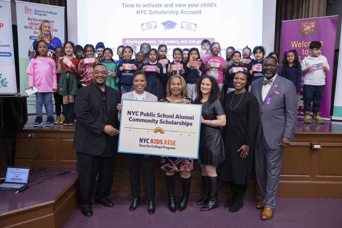 NYCSpeakerAdams's tweet image. .@NYCKidsRISE’s #SaveForCollege Program creates opportunities for communities to invest in our children’s futures.

Honored to join the @Ps123Q community and @BronxFoundation to celebrate the impact of this great initiative to create scholarship accounts for students!