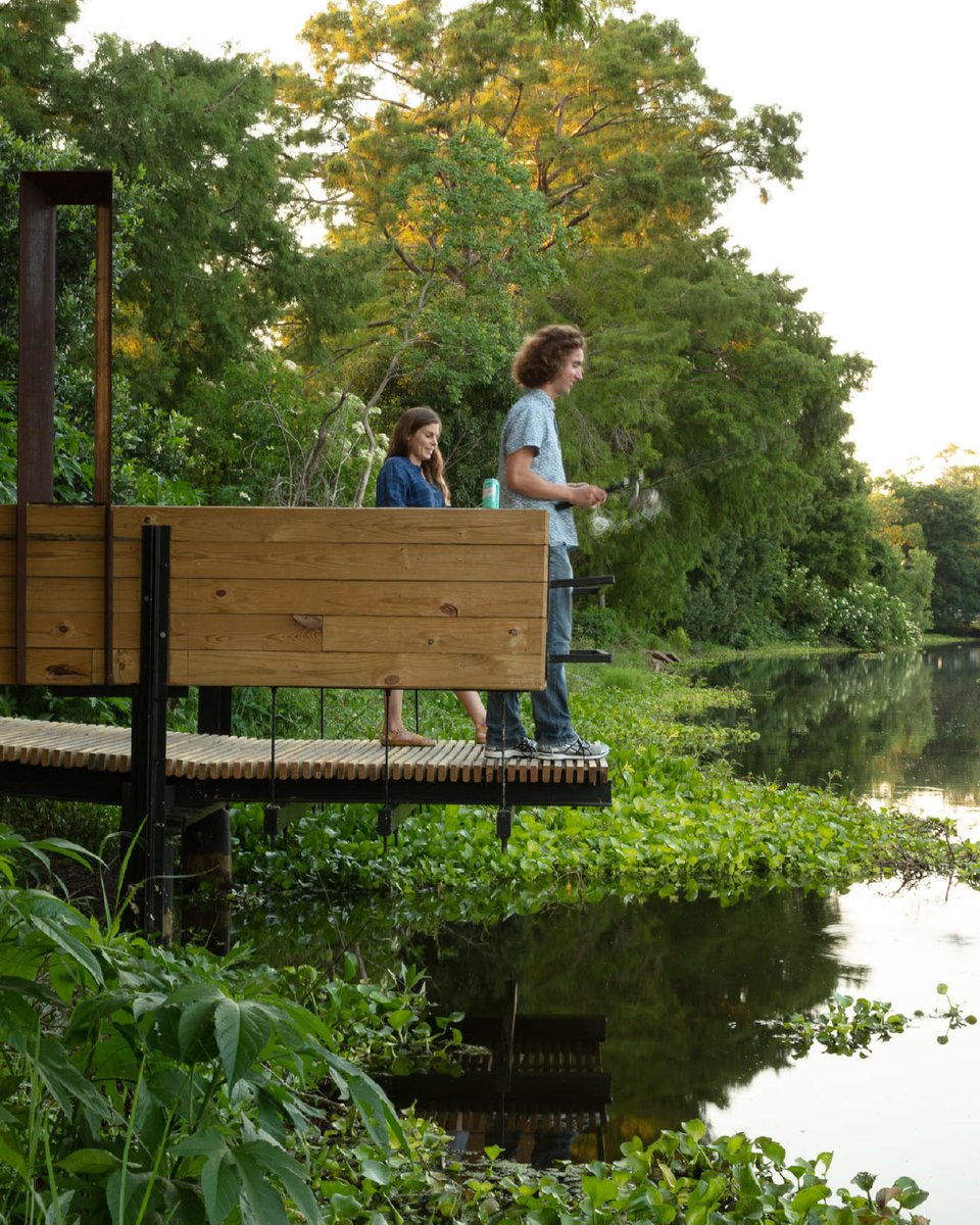 In Fall 2017, we collaborated with @neworleanscitypark to design and build a waterfront gathering area on Magnolia Drive in City Park.
