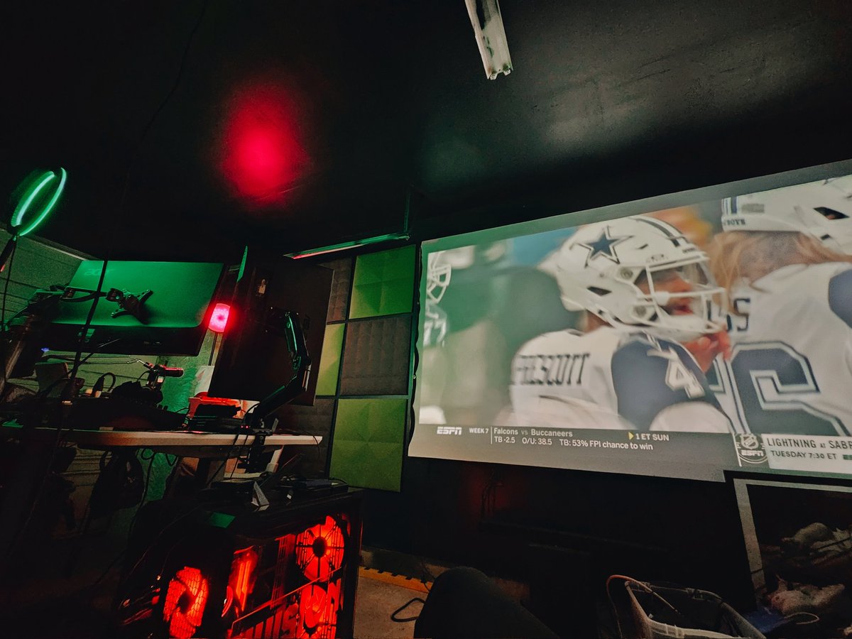 Director Eric Sattler tweet media