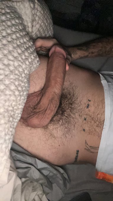 Face/body vs dick https://t.co/Fmzr2gkSUc