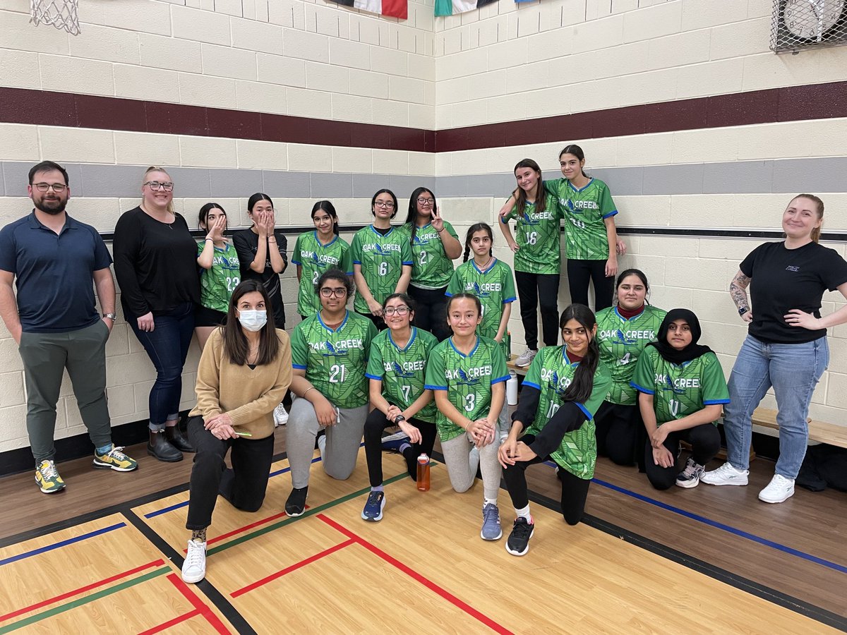 First ever girls’ basketball game! Well done players and coaches! ⁦<a href="/oakwrdsb/">Oak Creek PS</a>⁩ #ocproud