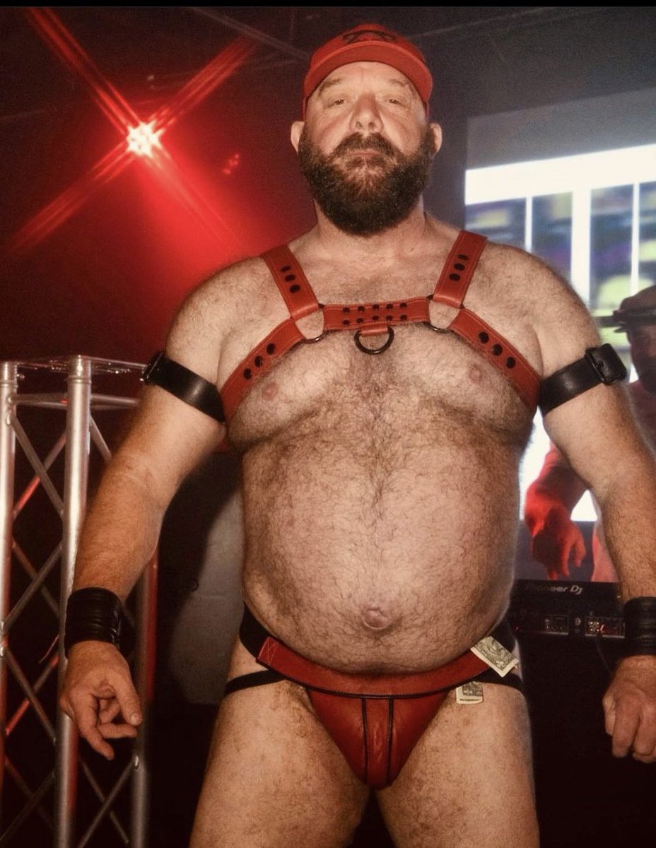 TheBarracksPS's tweet photo. BRŪTBEARS PRESENTS-
CELEBRATION
This Saturday, January 27th
9PM-2AM

Dance to the Beats of 
DJ MIKE JAMES

Plus Hot Gogo Muscle Bears-
DANI, MARK and @JayCubPS !

Free clothes check.
Patio heaters on. 
Cover $15.

#brutbears #gabrielureña #barracksbar #bearscubsnbeards https://t.co/fySW9dnkly