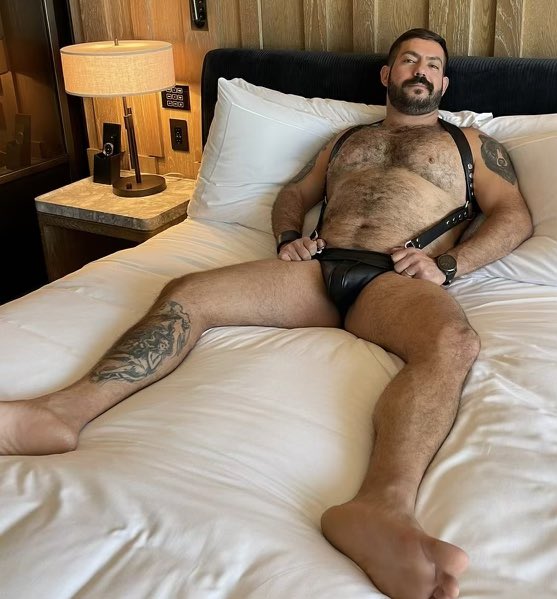 TheBarracksPS's tweet photo. BRŪTBEARS PRESENTS-
CELEBRATION
This Saturday, January 27th
9PM-2AM

Dance to the Beats of 
DJ MIKE JAMES

Plus Hot Gogo Muscle Bears-
DANI, MARK and @JayCubPS !

Free clothes check.
Patio heaters on. 
Cover $15.

#brutbears #gabrielureña #barracksbar #bearscubsnbeards https://t.co/fySW9dnkly