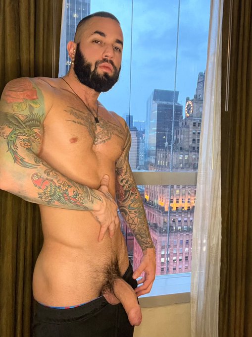 NEW YORK 📍 https://t.co/ADxS95nZny