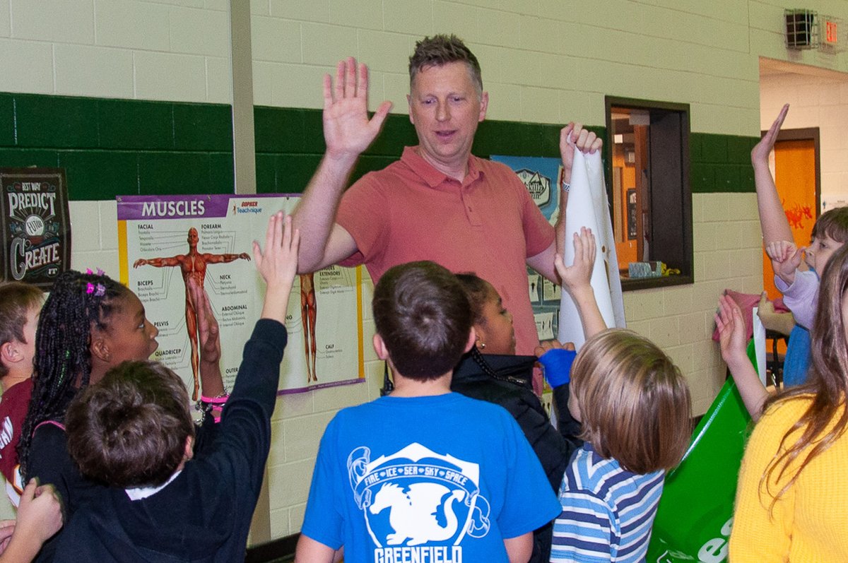 oneccps's tweet photo. 👏🌟🎊Congratulations to J.P. Gates who is the 2024 #OneCCPS Elementary School Teacher of the Year. Gates is the physical education teacher at Greenfield Elementary. https://t.co/XNXDvxK8aG