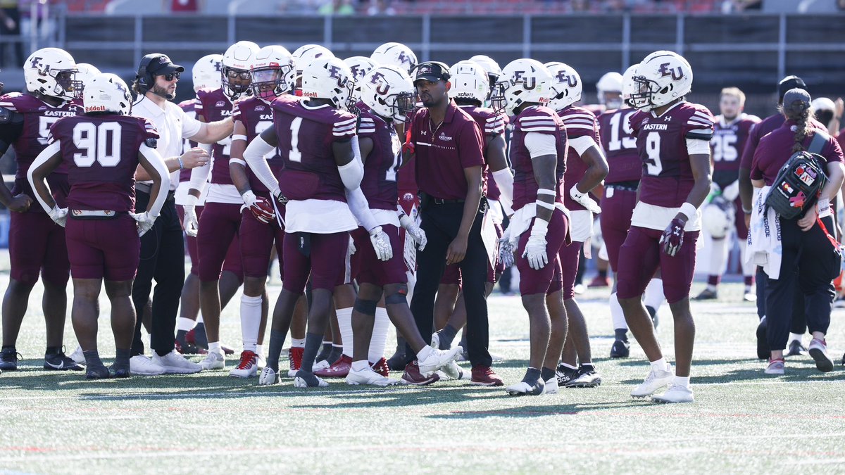 Why Eastern?

• D1 Facilities 

• Staff with 20+ years of D1 Experience 

• 140+ Undergrad Programs 

• Student to faculty ratio 15:1 

• Takes 3 years to graduate using our Fast Pass! 

• THE OPPORTUNITY TO BUILD A CHAMPIONSHIP PROGRAM FROM SCRATCH!!

#FlyWithUs🦅