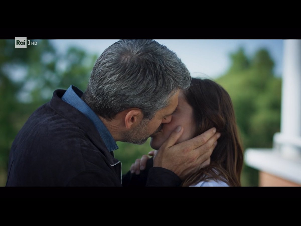 stressedfra's tweet image. “LA COSA PIÙ IMPORTANTE DELLA MIA VITA CE L&apos;HO DAVANTI TUTTI I GIORNI”

NON CI CREDO CE L’ABBIAMO FATTAAAAAAAA AD AVERLIIII‼️
#docnelletuemani #docnelletuemani3 
#doc3