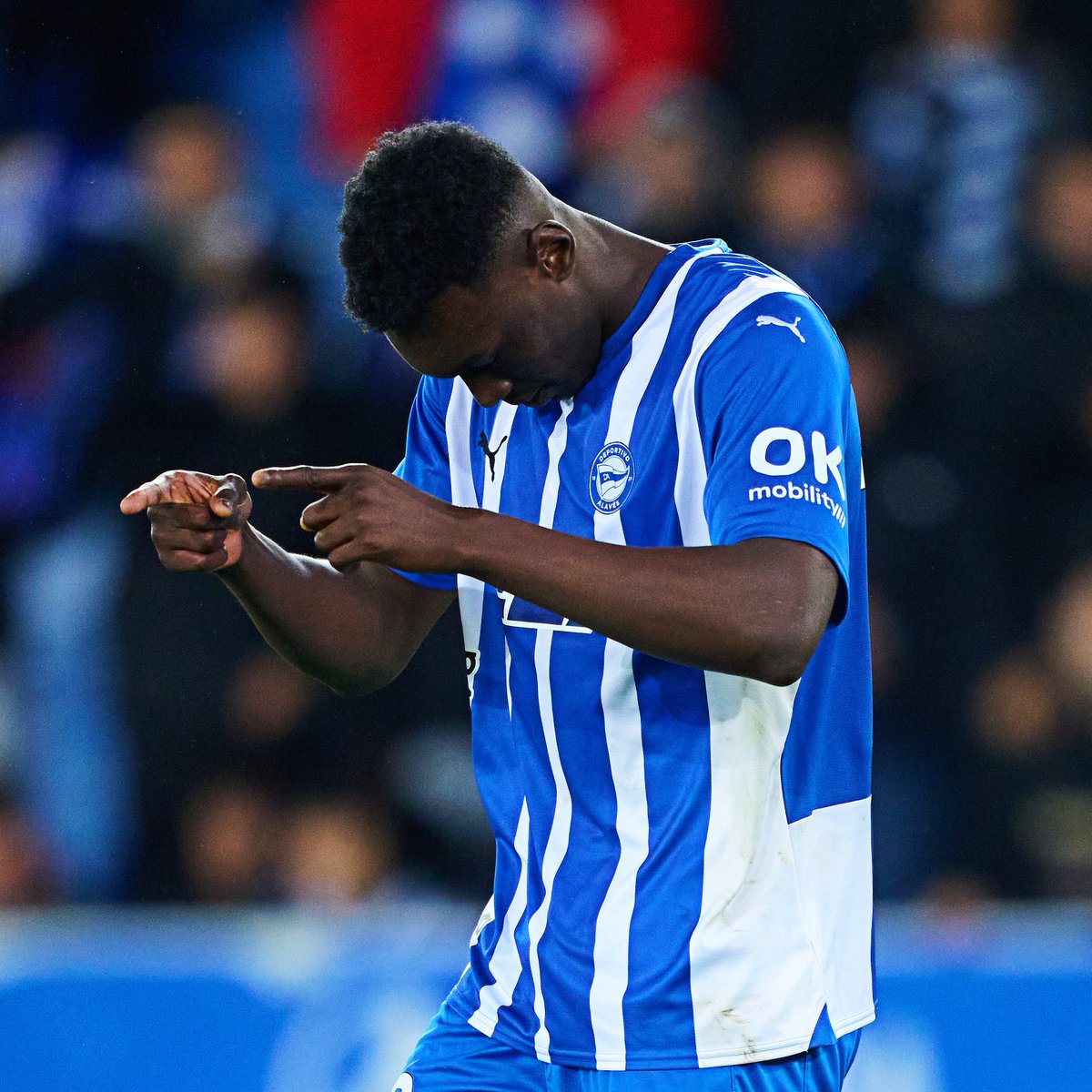 🎁 ¿Quieres ganar una camiseta del Alavés?

📌 Si esta noche el Alavés gana con gol de Samu, sorteamos su camiseta entre los que den RT y nos sigan.

🍀 ¡Mucha suerte a todos los participantes!