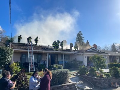 ContraCostaFire's tweet image. Today at 1:27 pm, Con Fire crews responded to a house fire in the 200 block of Longview Court in Antioch. The fire appeared to start outside the home but quickly spread to the attic.
