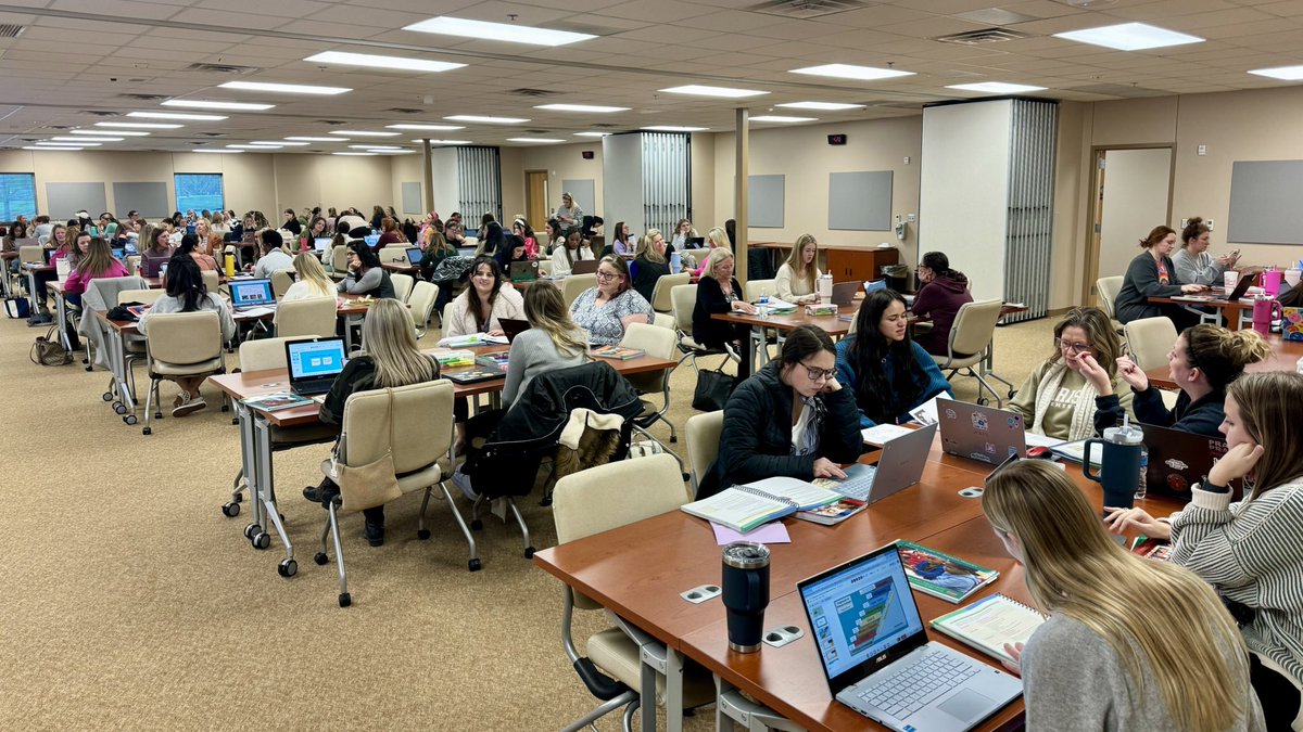 We have the BEST teachers in <a href="/friscoisd/">Frisco ISD</a>! Thankful for the educators who joined us after school to learn about responsive K-2 reading small groups! ❤️ <a href="/BreaKJones3/">Brea Jones</a> <a href="/hockey_mom07/">Jamie Phillips</a> <a href="/ci_elem/">Frisco ISD Elementary Teaching and Learning</a> #FISDliteracy
