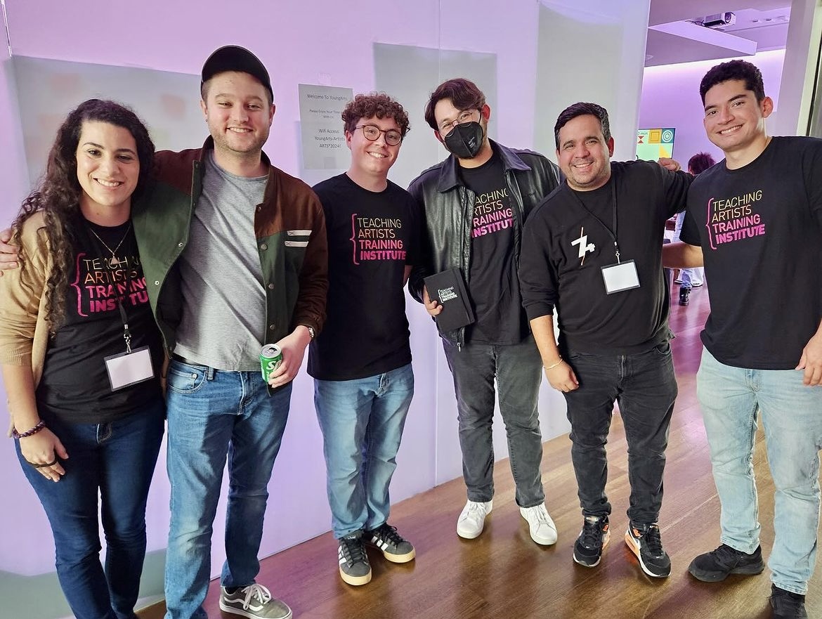 guitarsoverguns's tweet image. We are so grateful to @TATrainingInstitute, @miamimusicproject, the @youngarts campus, @mrwilliamsonmusicroom and @snedgar79 for an unforgettable experience at the #TATI Southeast Regional Practicum for teaching artists in Miami, Florida! 🎸🚀

#GuitarsOverGuns #YouthFirst