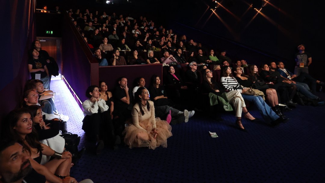 If you've never attended a film festival, here are Five Reasons Why you should try:
raindance.org/five-reasons-w…
#filmfestival #Raindance #Supportindiefilm