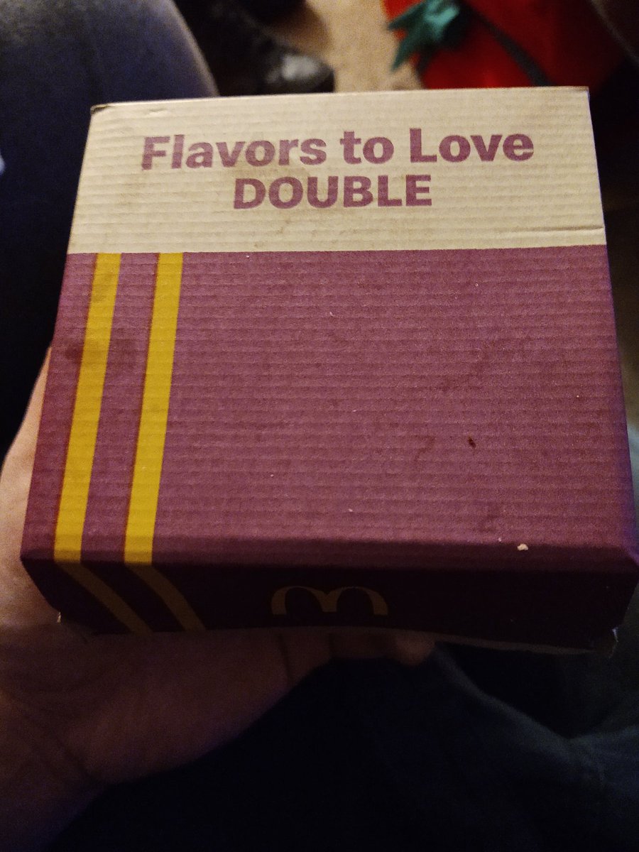 goth_santa's tweet photo. That's right McDonald's brought back it's #doublebigmac and I tried it. How was it you ask? It's a big Mac with 2 extra patties. It's exactly what you expect
#Food #foodie https://t.co/tfZugMzzz6