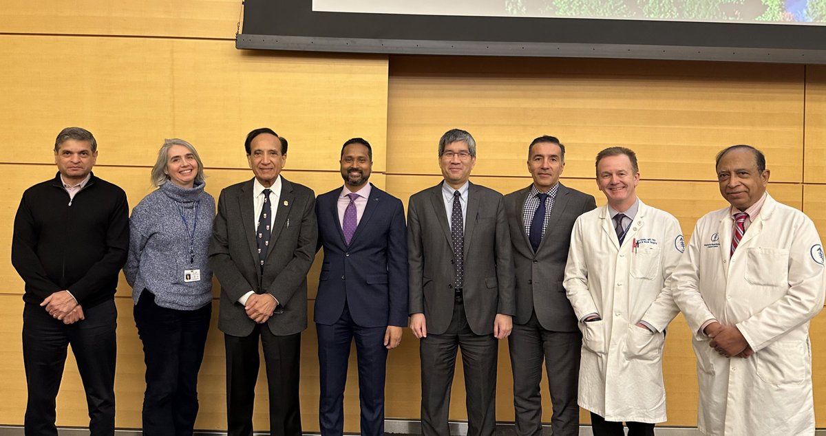 Amazing visit to the @MSKCancerCenter #headandneck service. So many #clinicaltrials with a phenomenal team behind it all. Excited for our continued collaboration! Huge thanks to H&N Chief Dr Rich Wong, Dr Jatin Shah and whole team for invitation! @lucmorrisnyc @BGivi @WashUHNTC