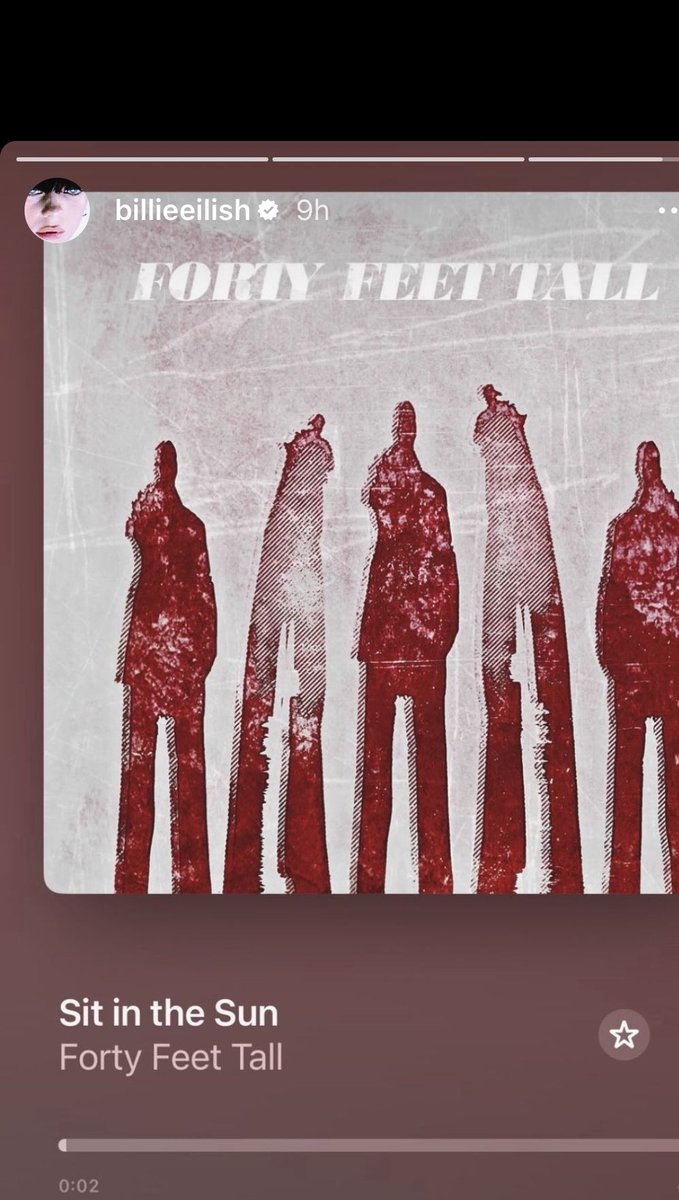 Umm what is happening <a href="/billieeilish/">billie eilish</a>