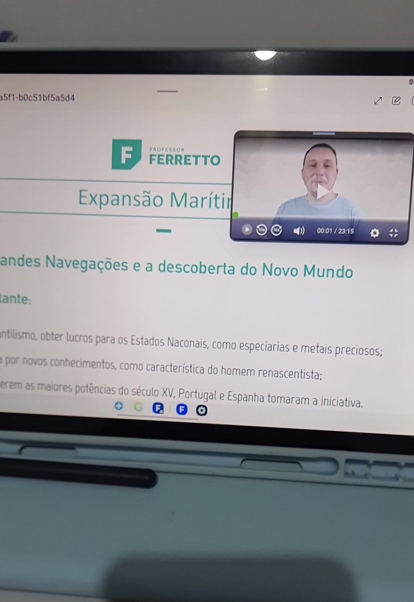 sim estou começando estudar às 11 da noite